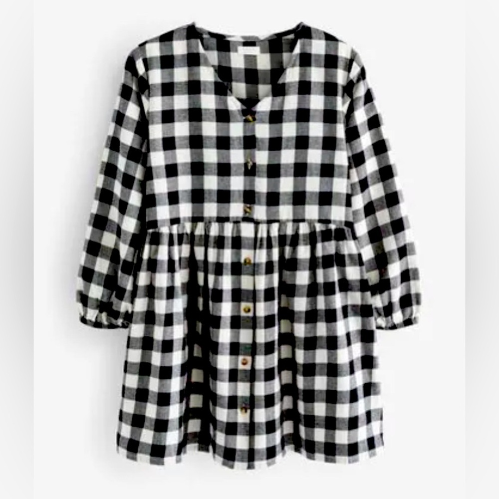 Girls Black and White Buffalo Plaid Long Sleeve Dress